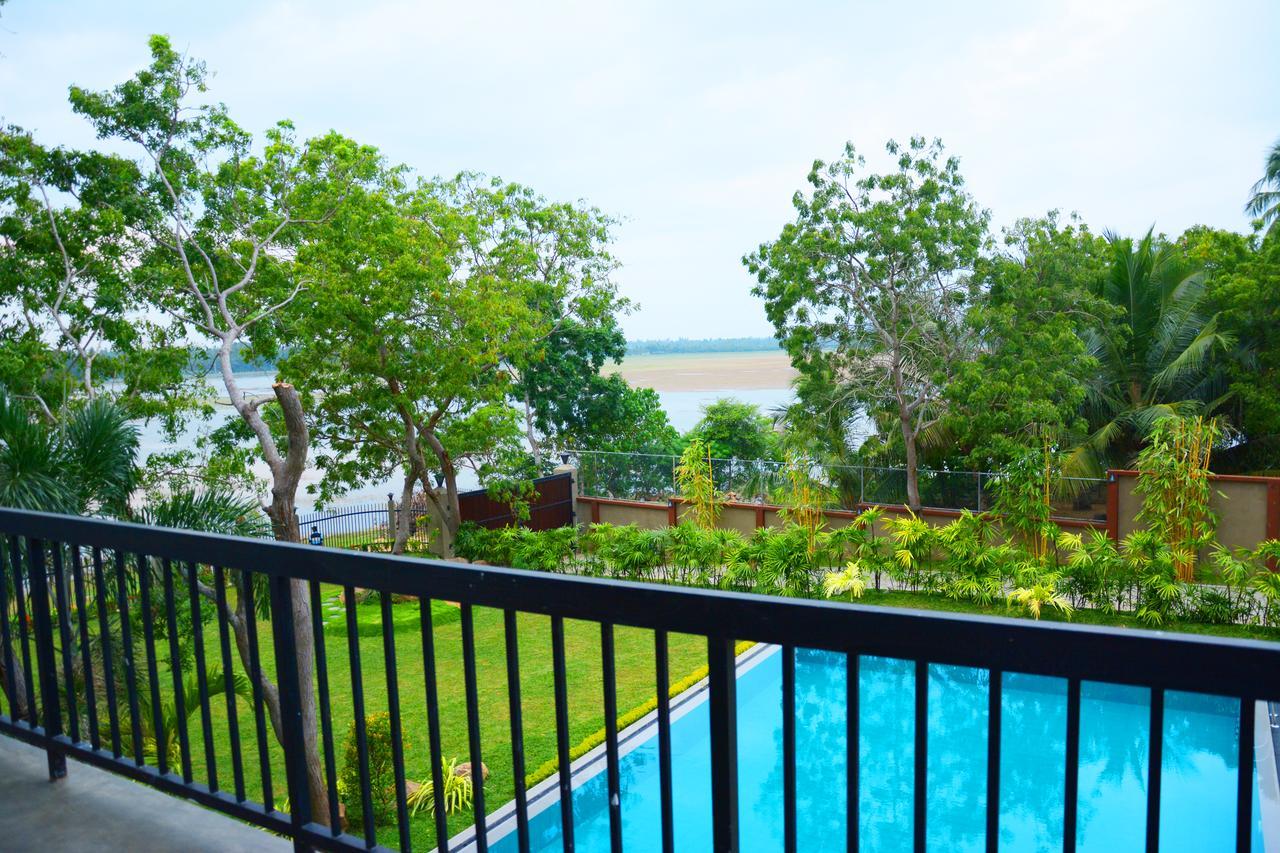 Diya Dahara Lake Resort Yala Exterior photo