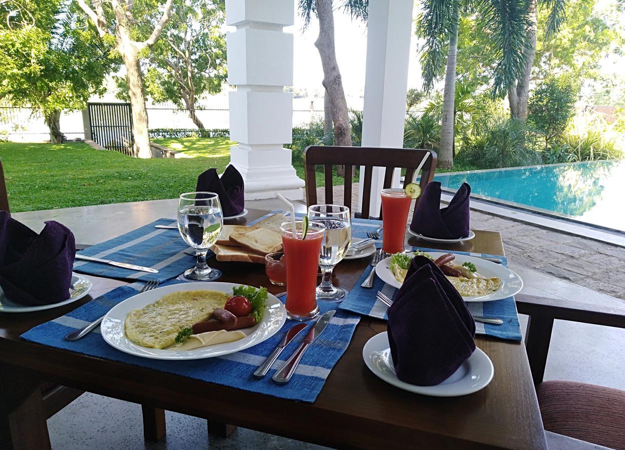 Diya Dahara Lake Resort Yala Exterior photo