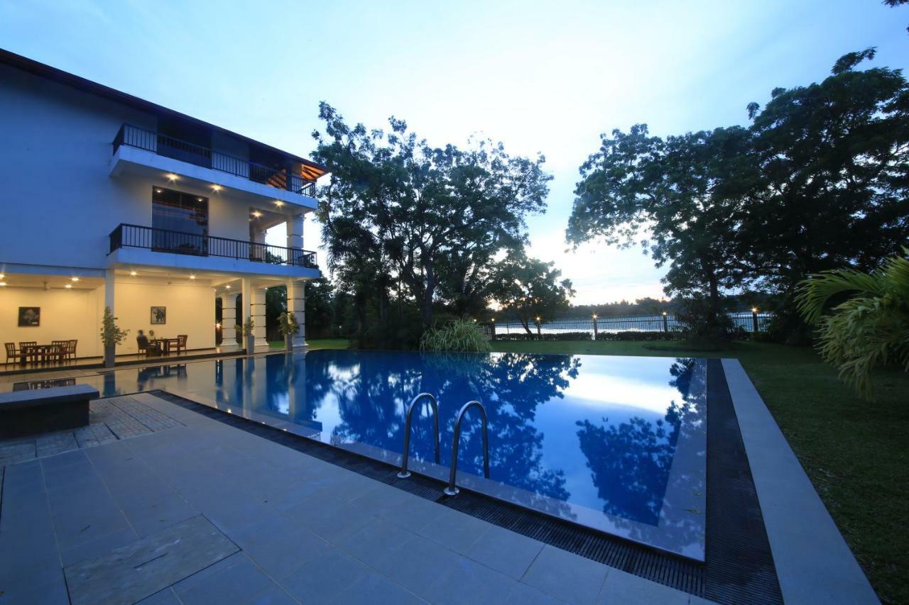 Diya Dahara Lake Resort Yala Exterior photo